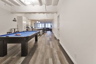 2070 Rue Clark #102 - Photo 1 of 1