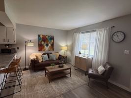 featured image of 1140 Western Hills Dr