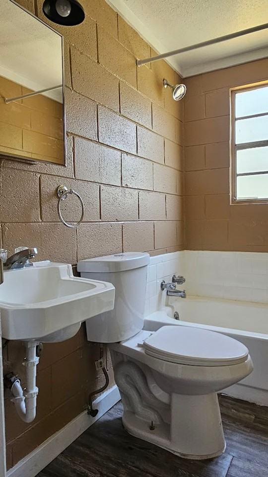 2 Bedroom 1 Bath Brick Unit - Photo 4 of 5