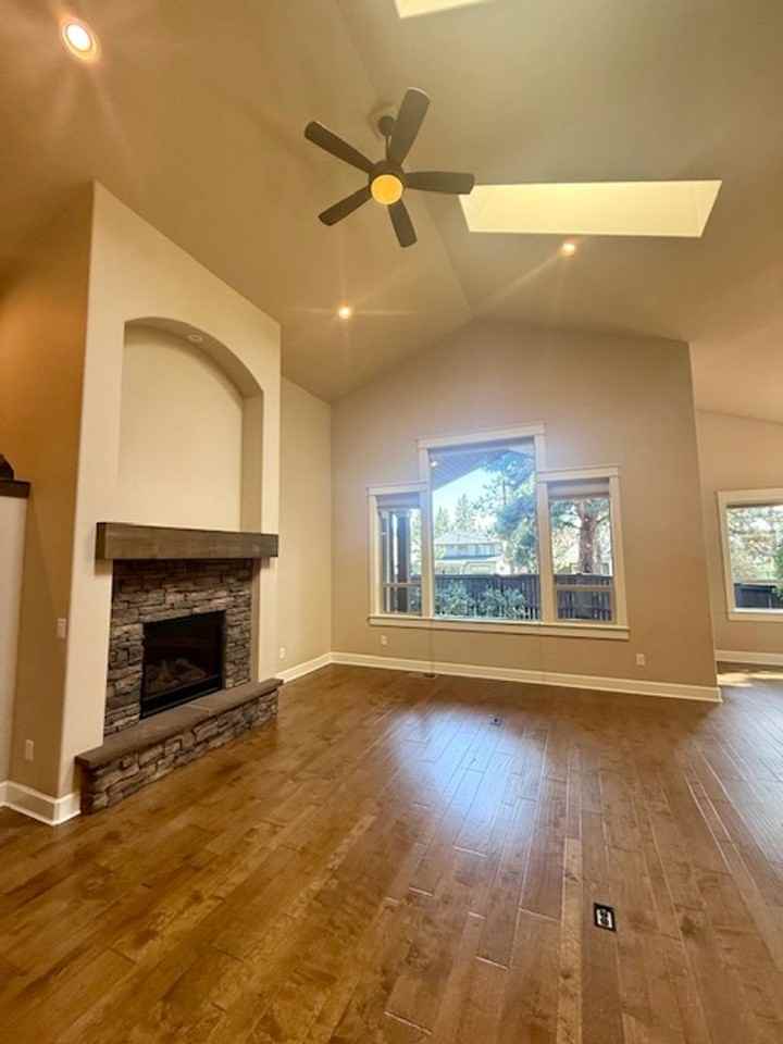 60354 Hedgewood Ln - Photo 3 of 31