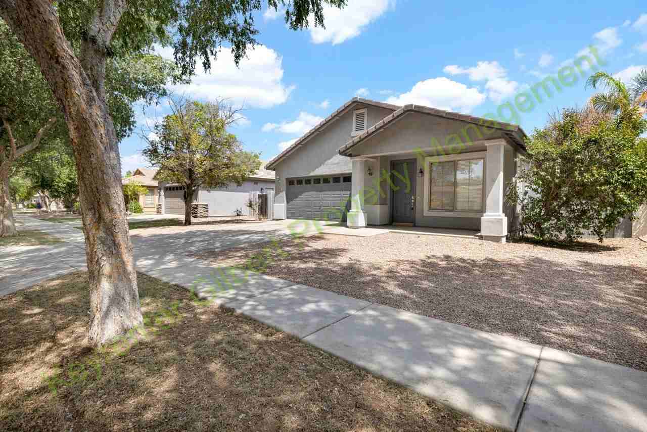 3676 E Bruce Ave - Photo 2 of 29
