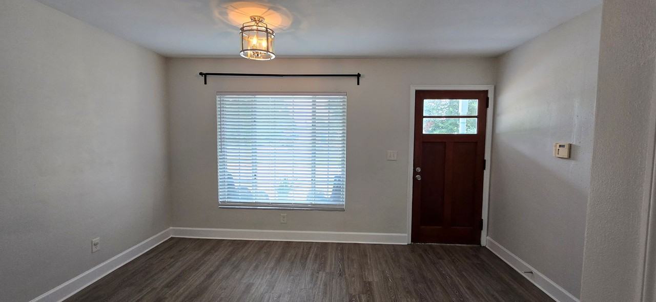 4556 Cambridge Rd - Photo 2 of 30