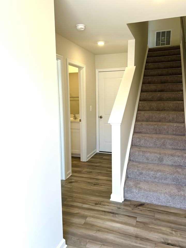 315 Sandy Btm Cir - Photo 2 of 29