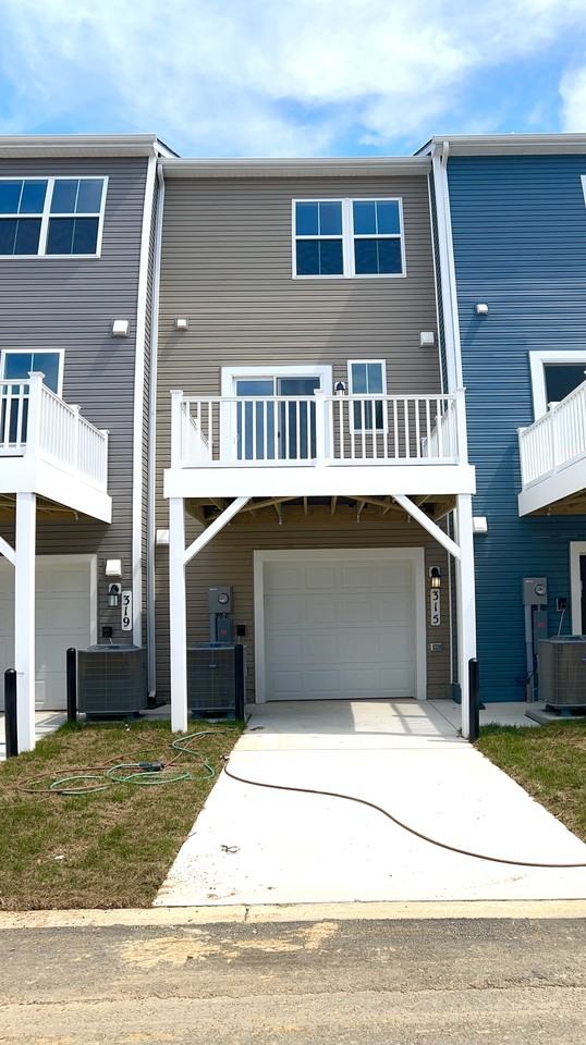 315 Sandy Btm Cir - Photo 3 of 29