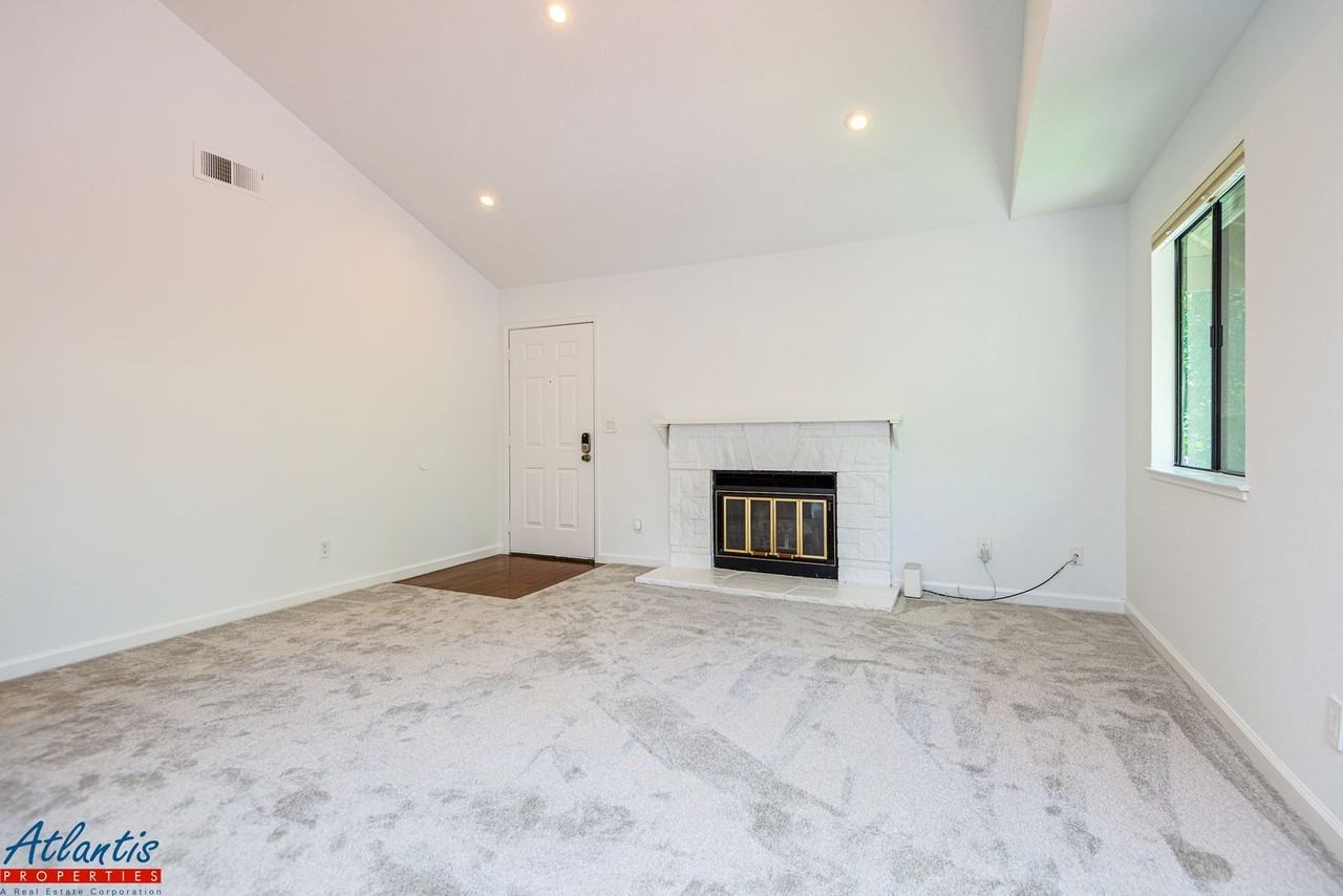 2910 La Terrace Cir - Photo 6 of 19