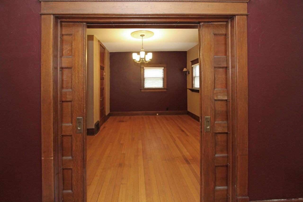 2524 S St - Photo 2 of 27