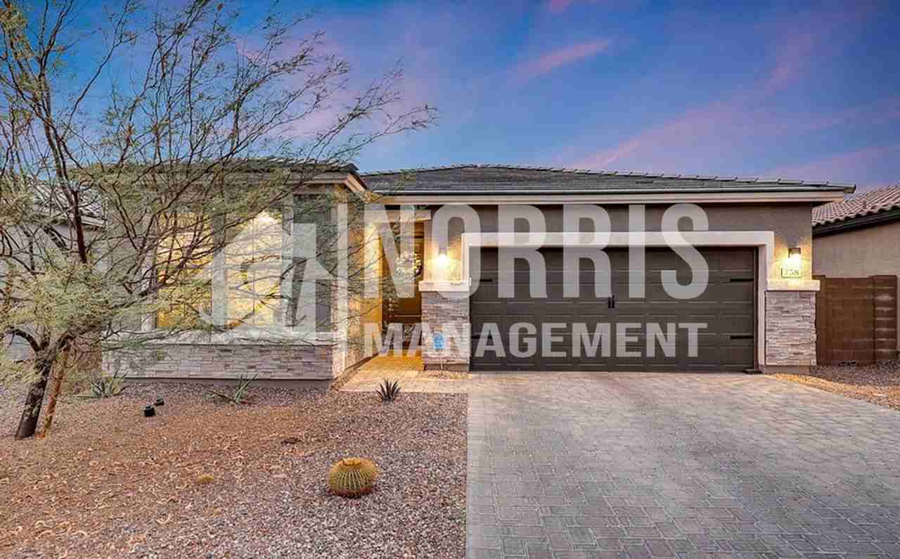 738 W Kingman Dr - Photo 4 of 42