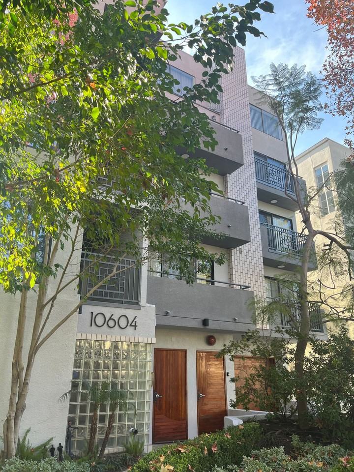 10604 Wilkins Ave in Westwood - Photo 3 of 3