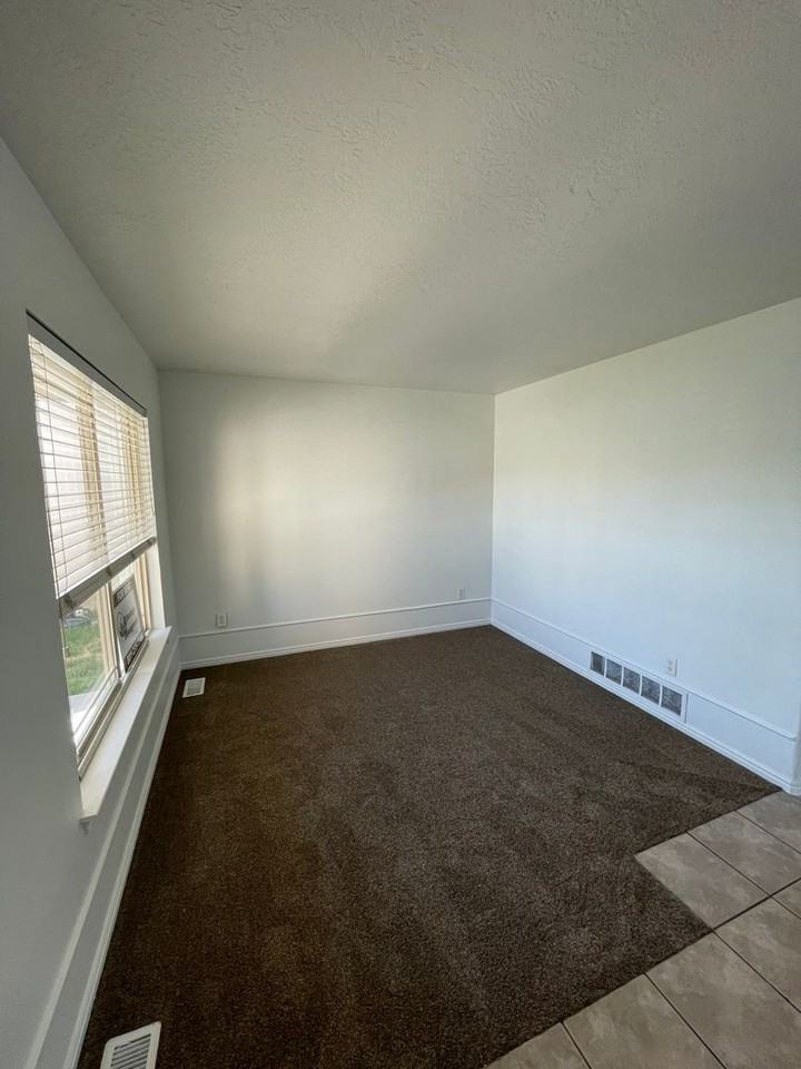 3487 W Colony Cv - Photo 4 of 22