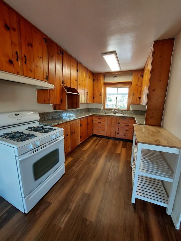 11156 Morongo Way - Photo 3 of 12