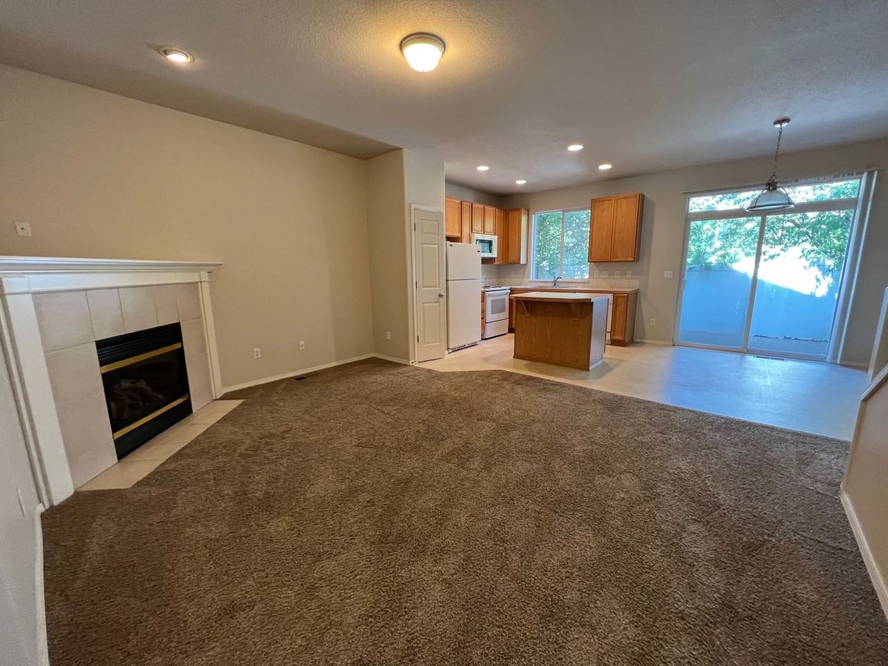 4353 Se Chelsea Ln - Photo 3 of 15