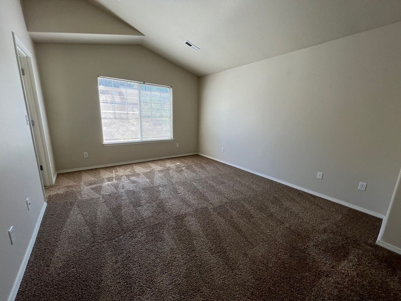 4353 Se Chelsea Ln - Photo 7 of 15