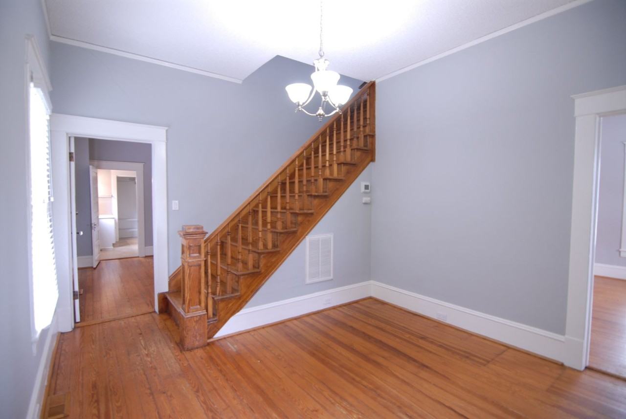 625 Park Ave - Photo 3 of 20