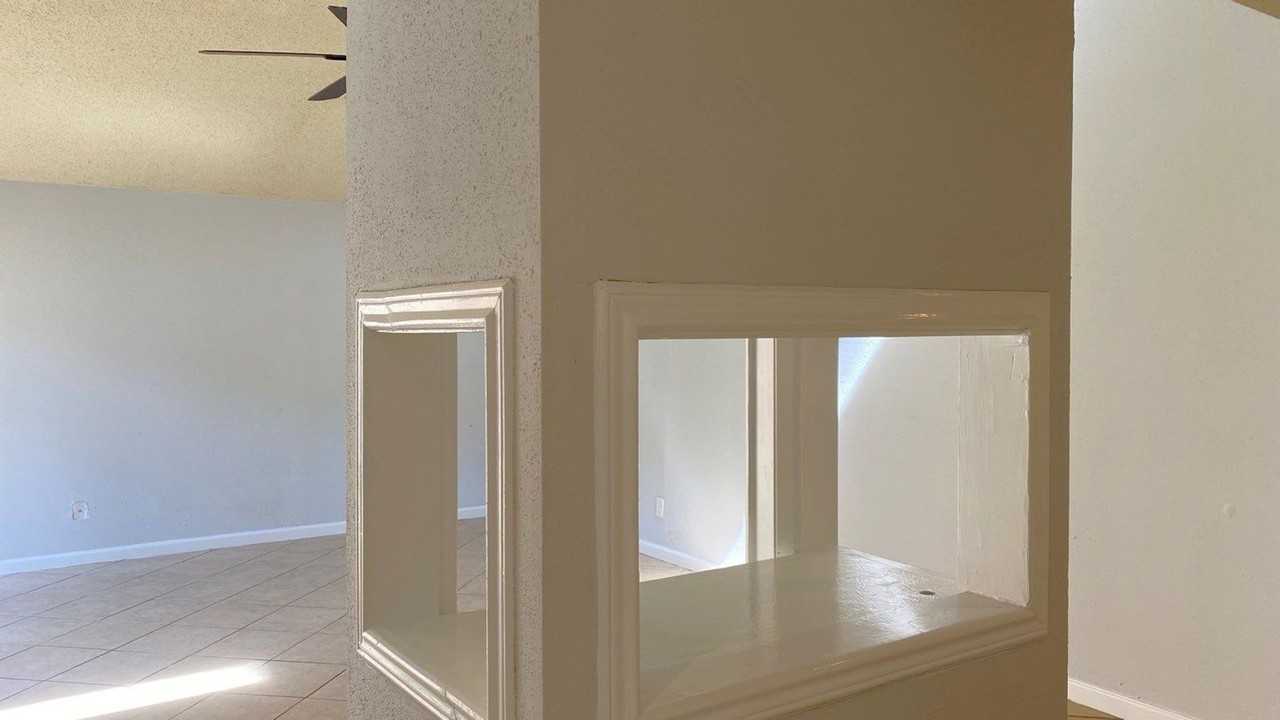 11231 Glenforest Dr - Photo 4 of 16