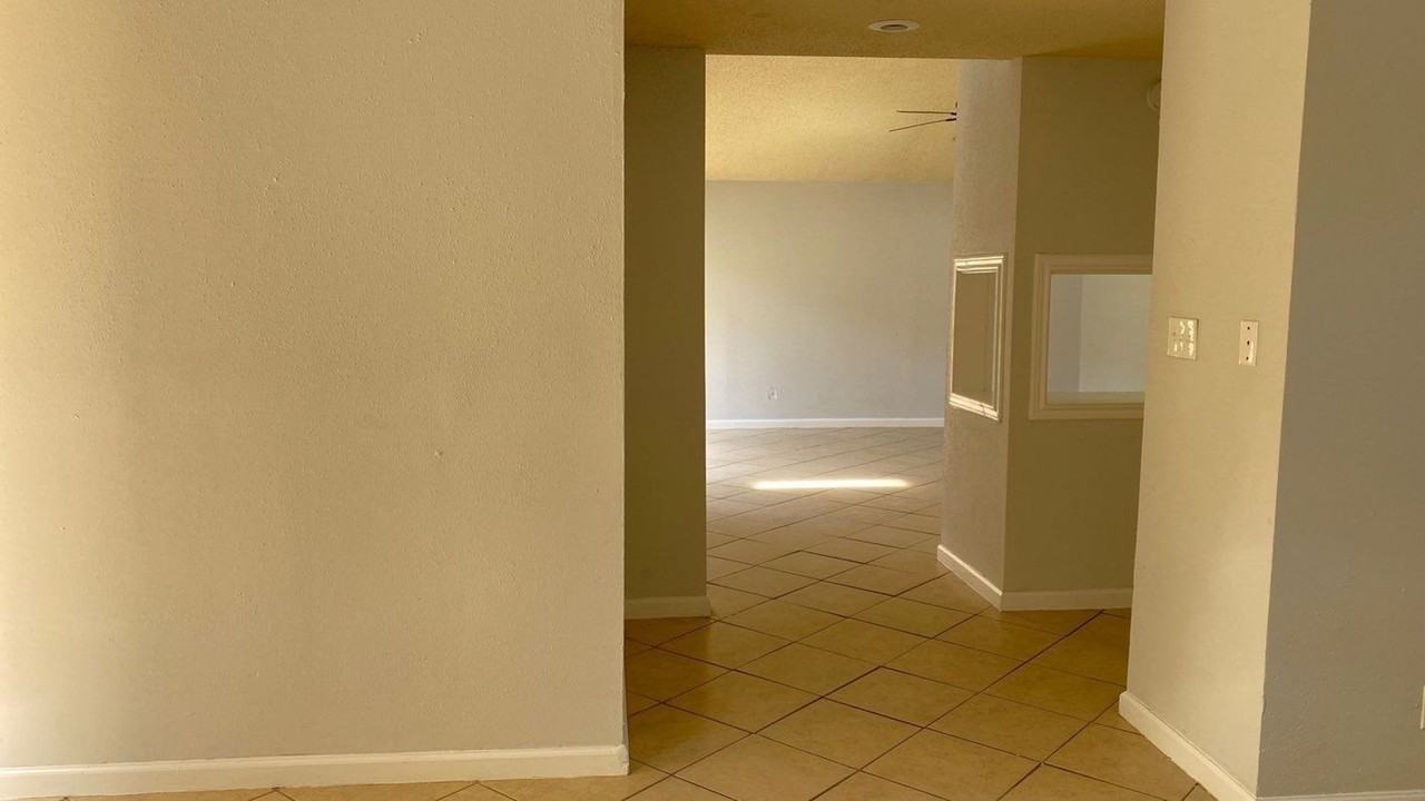 11231 Glenforest Dr - Photo 6 of 16