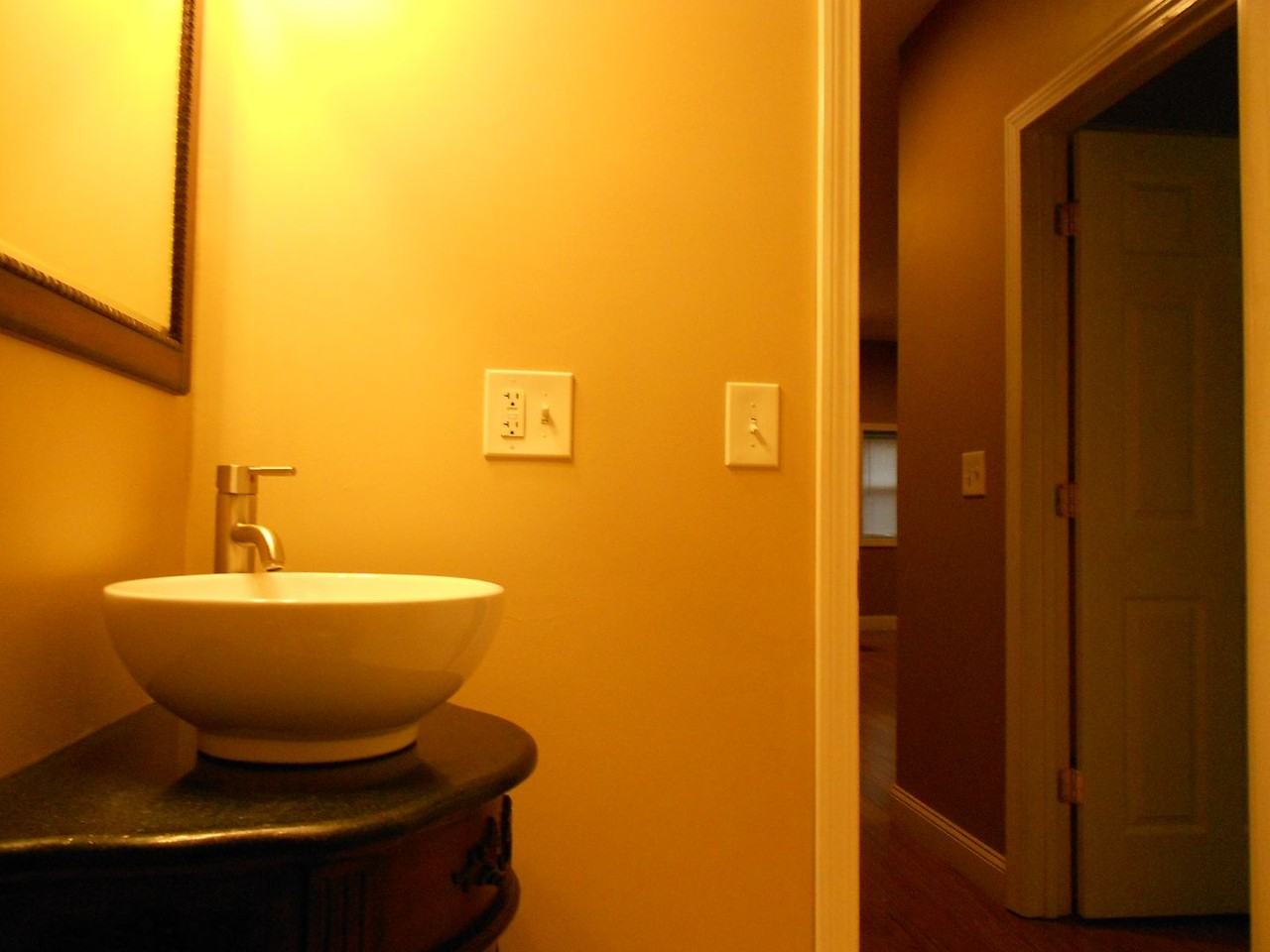 98 Knight Street - Photo 7 of 28