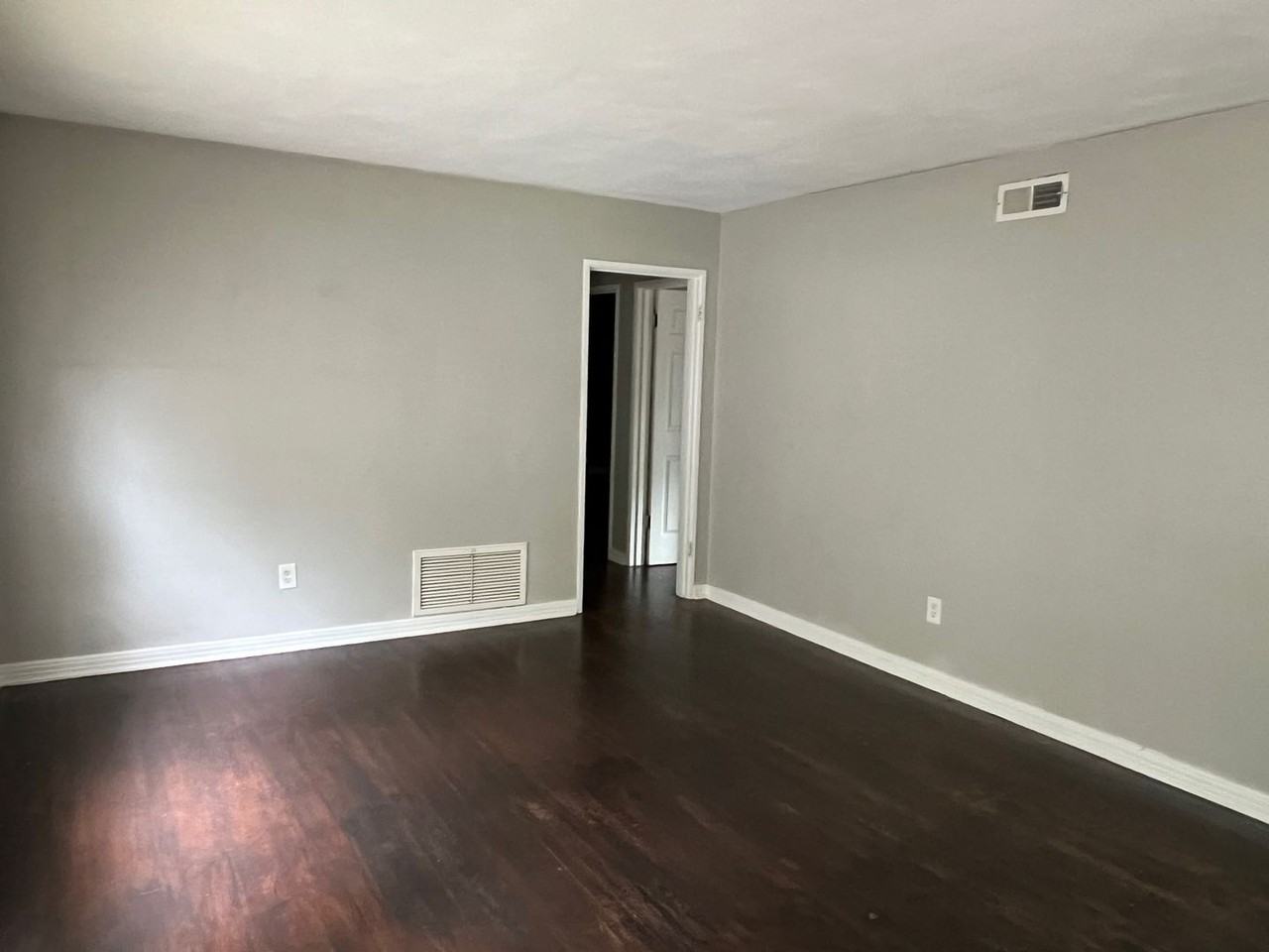 5454 Lusann Dr - Photo 2 of 24