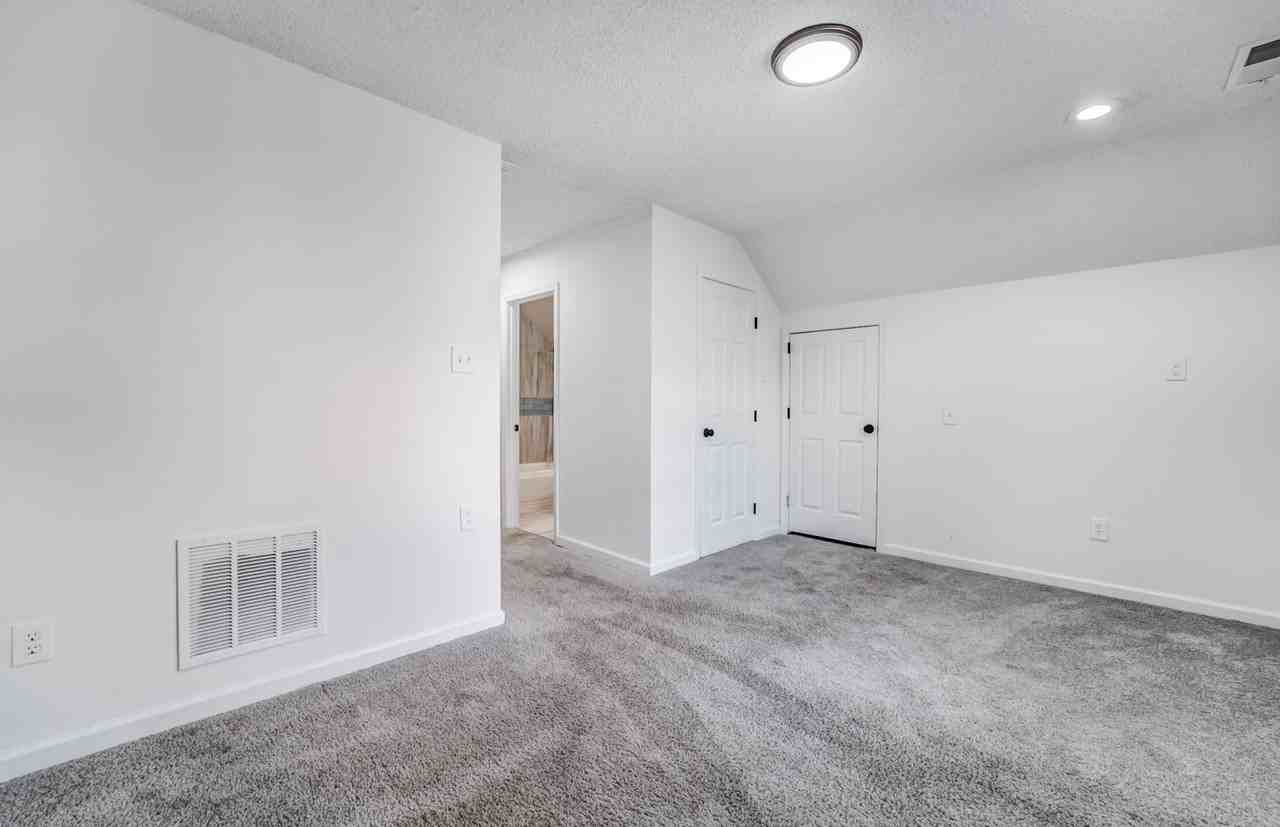8483 Timber Creek Dr - Photo 6 of 24