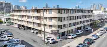 featured image of 2131 S Beretania St