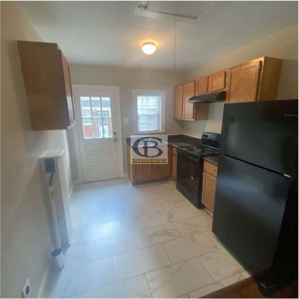 772 Brower St - Photo 2 of 11