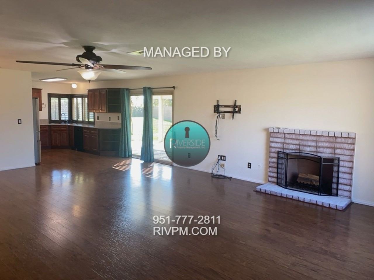 10270 Dunn Ct - Photo 3 of 22