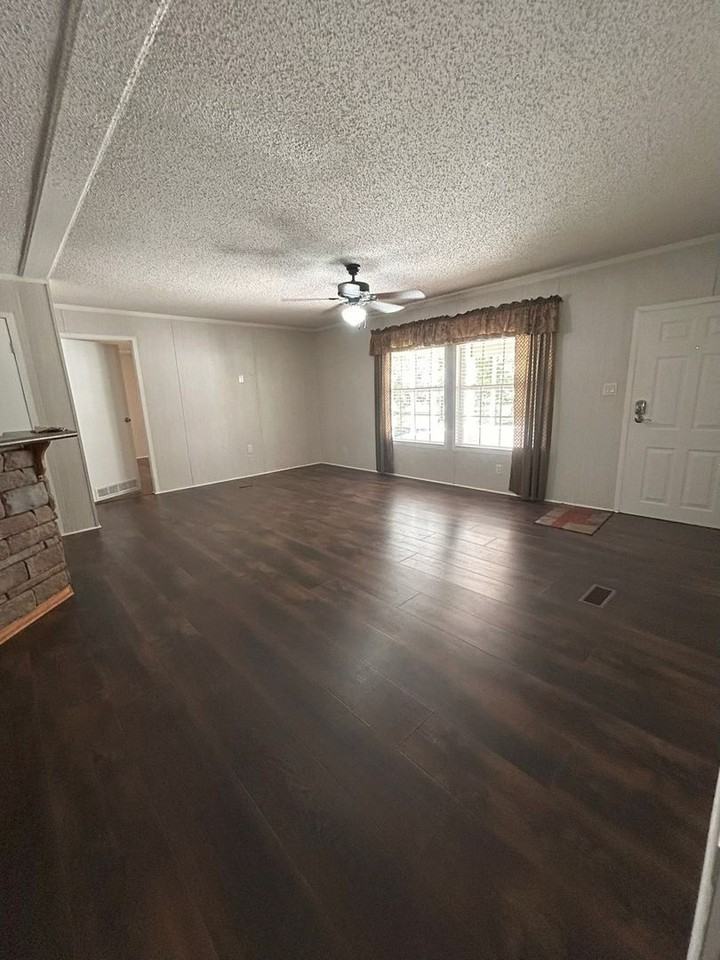 194 Barons Rd - Photo 4 of 50