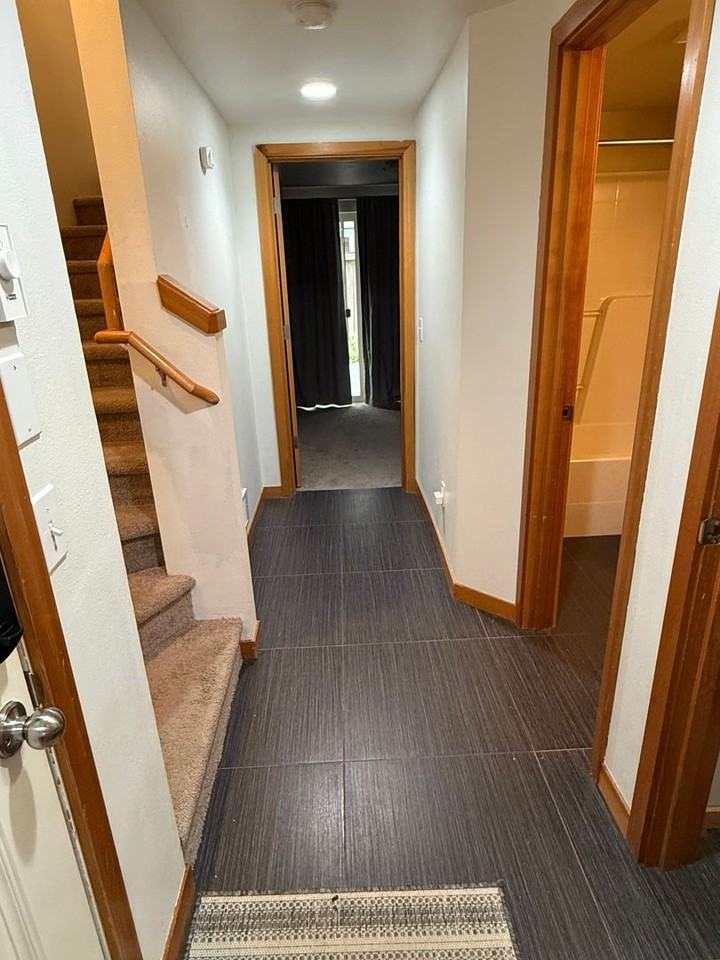 9006 18th Avenue Southwest - Photo 2 of 17