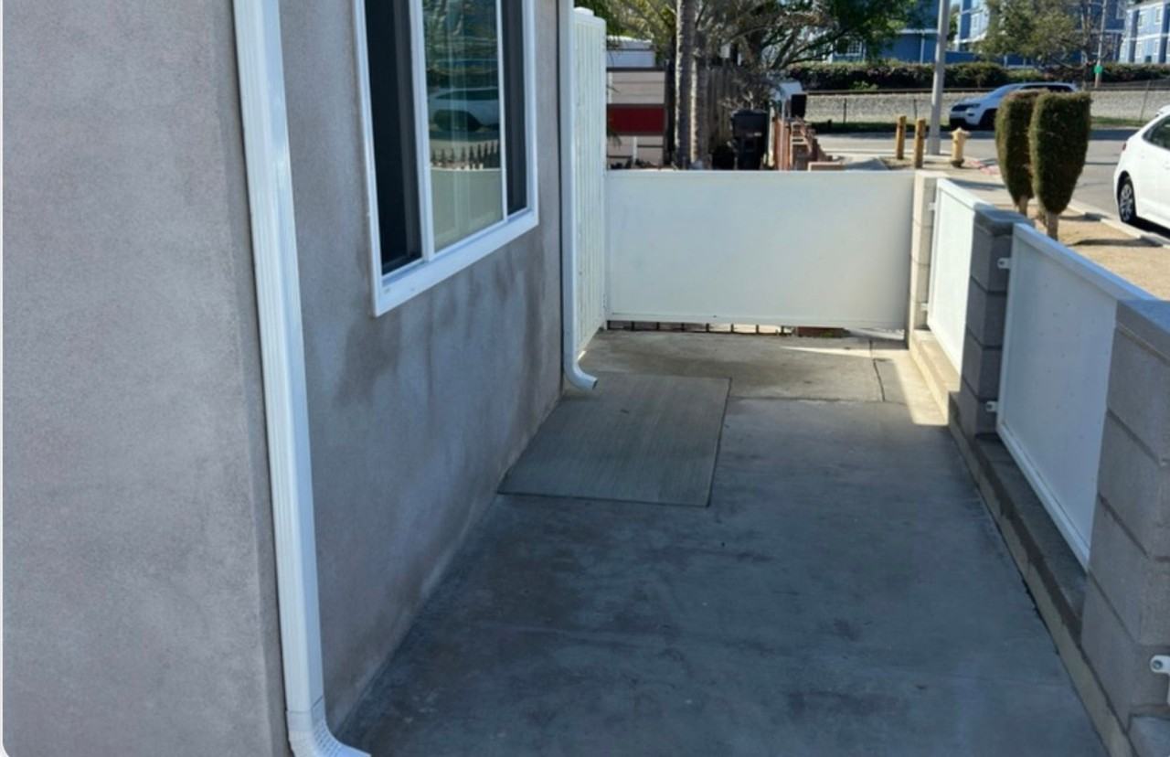 112 E Eldridge St - Photo 3 of 27