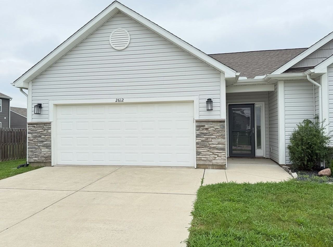 2612 Glastonbury Way - Photo 2 of 20