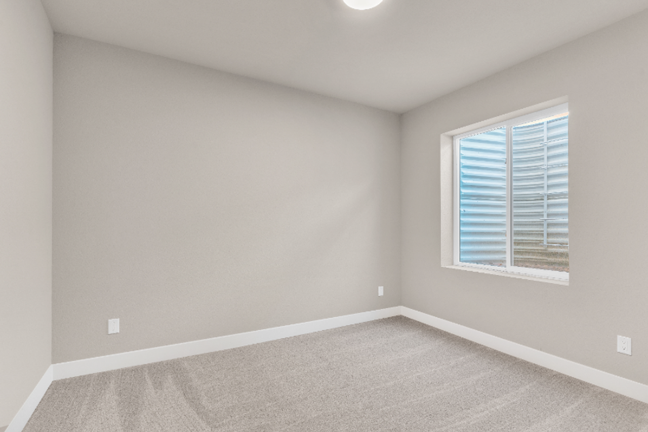 1913 Conejos Pl - Photo 4 of 17