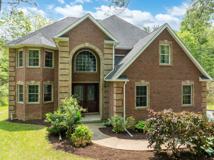 120 Meadowview Dr - Photo 1 of 1