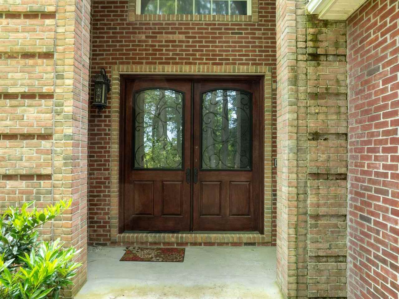 120 Meadowview Dr - Photo 2 of 50