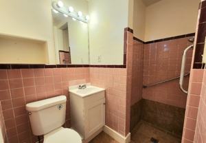 4400 N Elizabeth St - Photo 1 of 1
