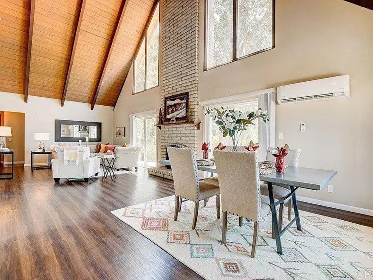 2080 Eula Ln - Photo 3 of 31