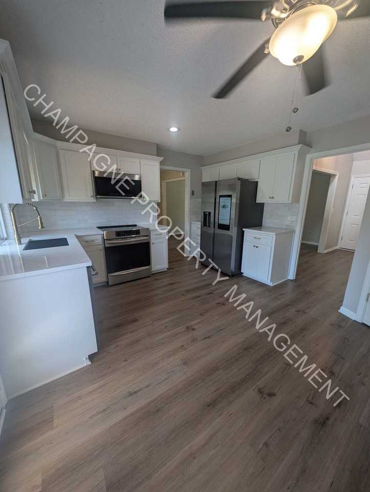 13325 W 104th St - Photo 2 of 48