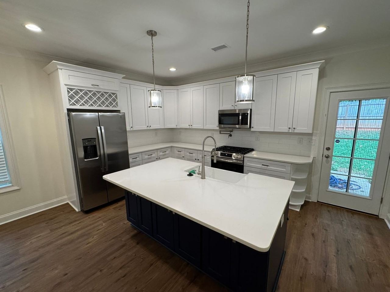 1814 Mcdonald St - Photo 3 of 11