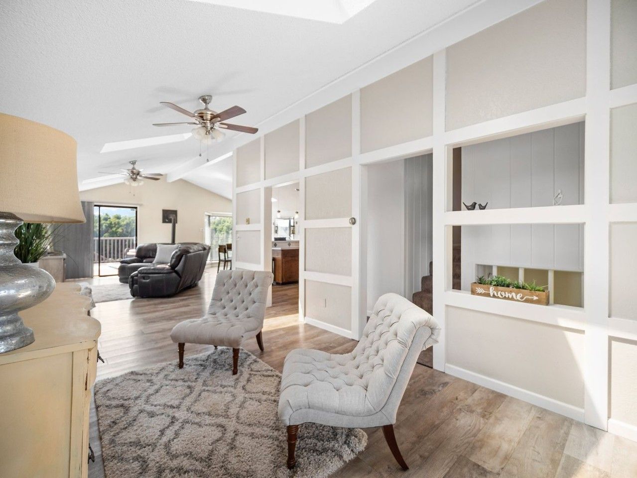 4017 N Walnut St - Photo 4 of 50
