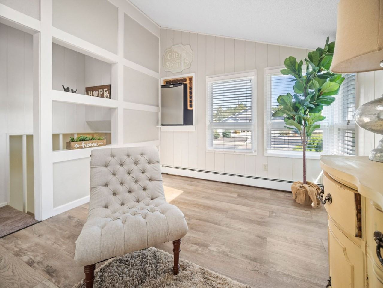 4017 N Walnut St - Photo 5 of 50
