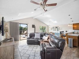 featured image of 4017 N Walnut St