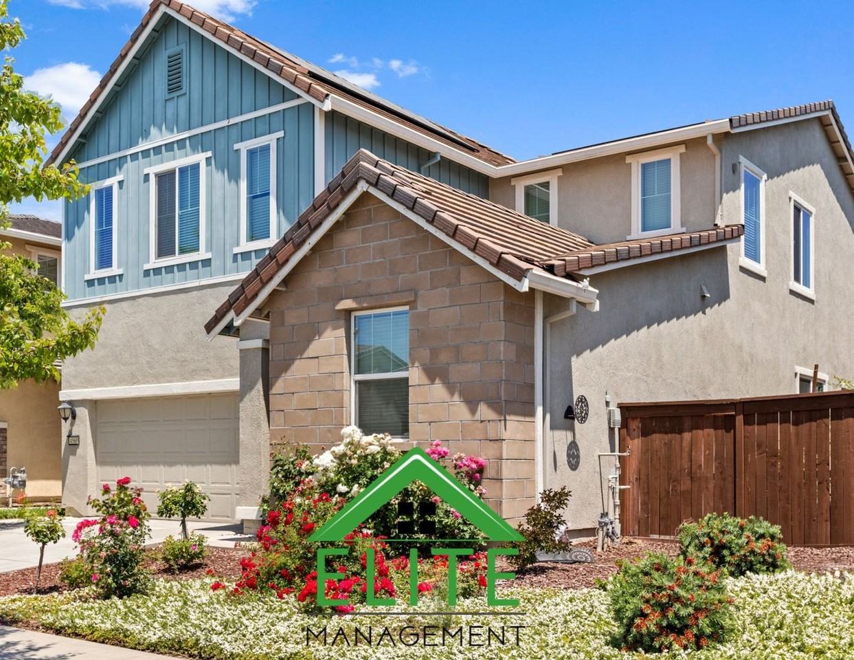 4560 White Sage St - Photo 2 of 47