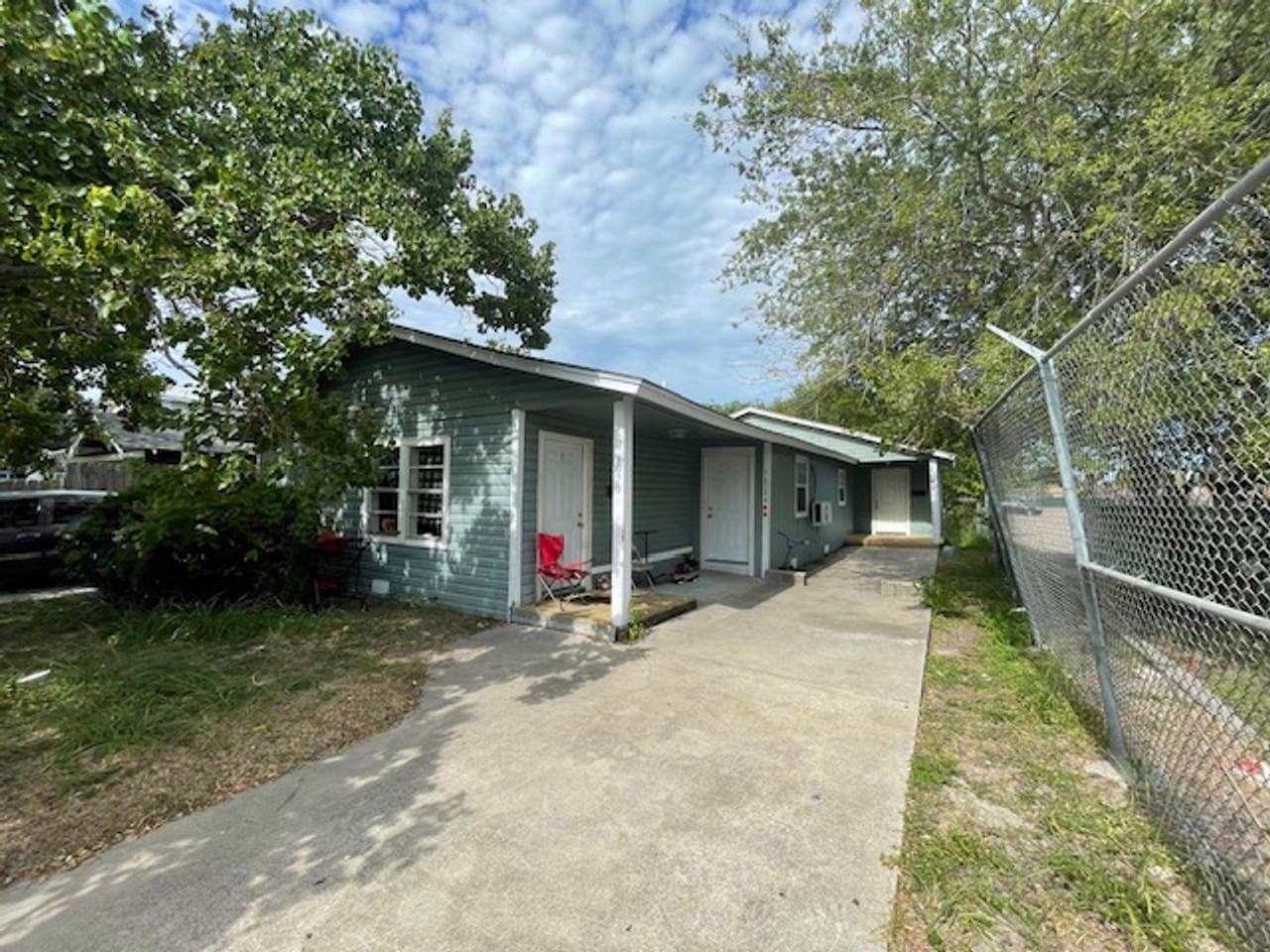 1620 7th St #2 - Photo 2 of 14