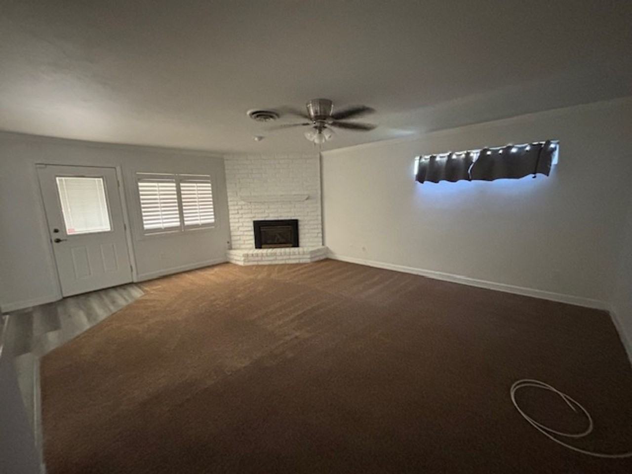 1201 Yorba Linda St - Photo 3 of 27