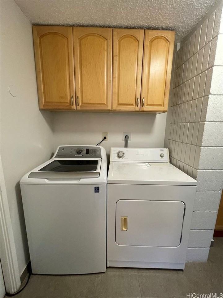 1720 Huna St - Photo 6 of 16