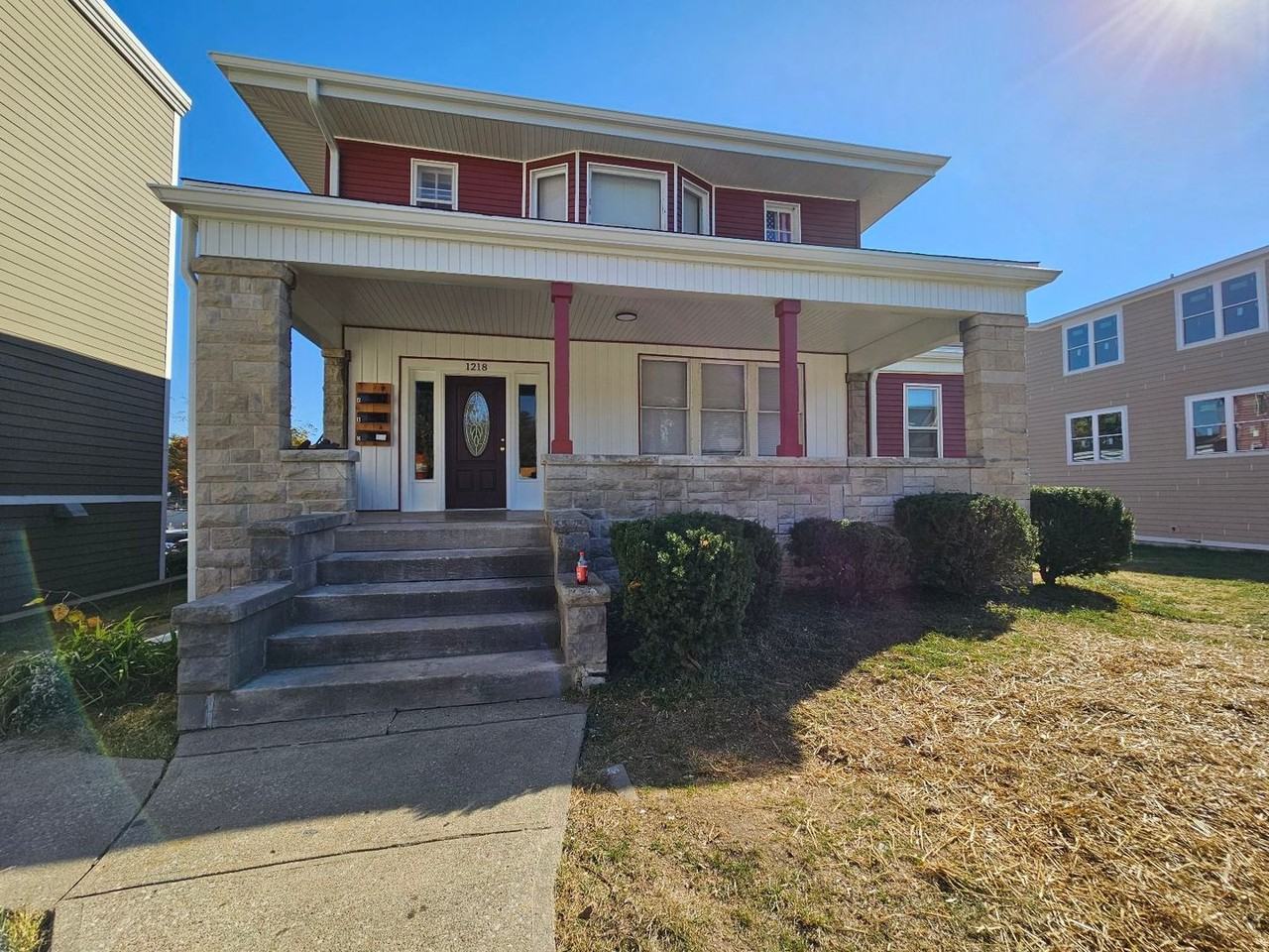 1218 N College - Photo 3 of 38