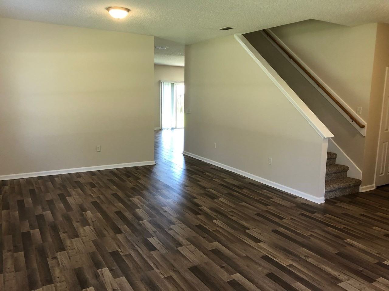 1 Rainrock Pl - Photo 5 of 50