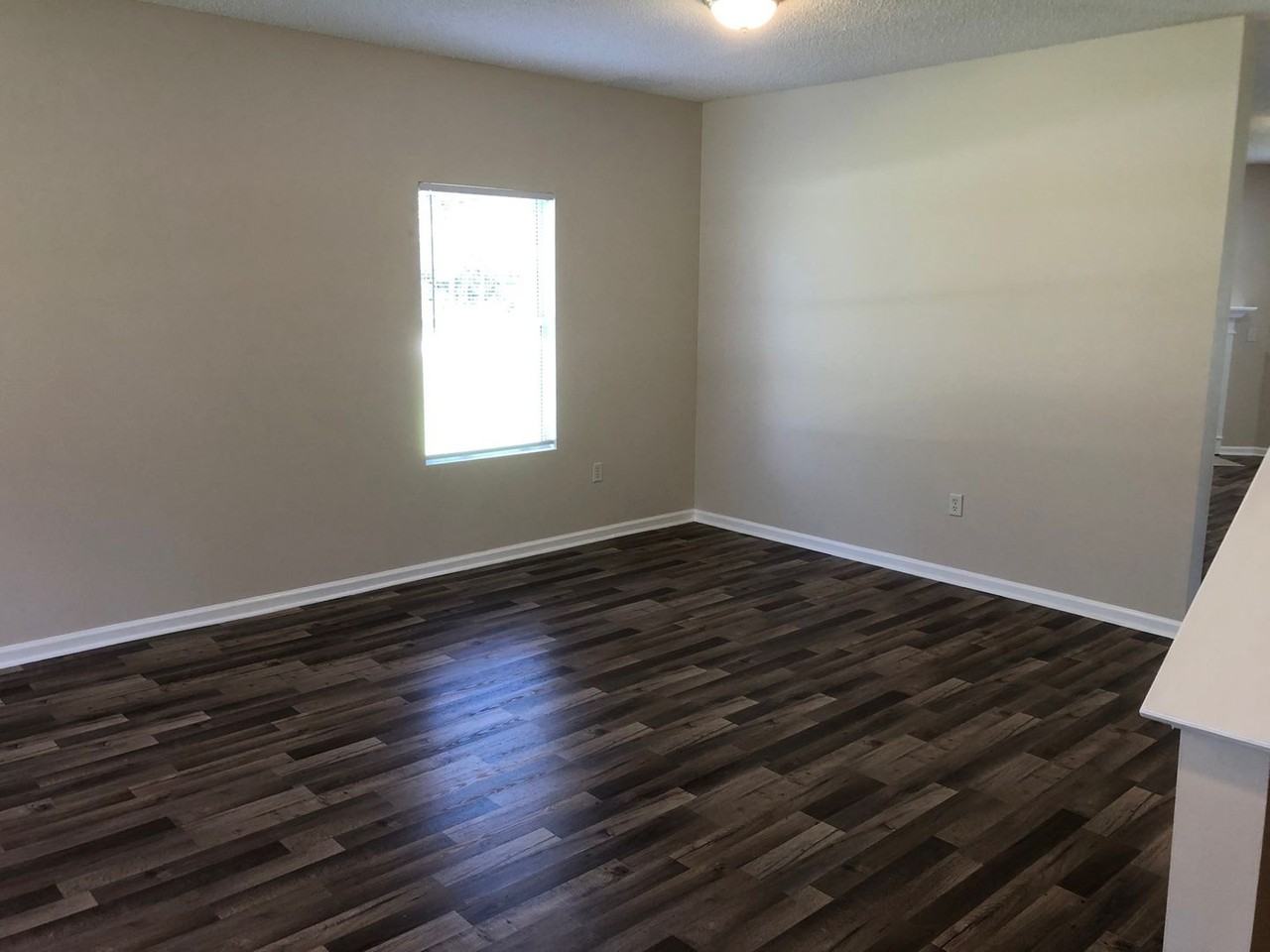 1 Rainrock Pl - Photo 7 of 50