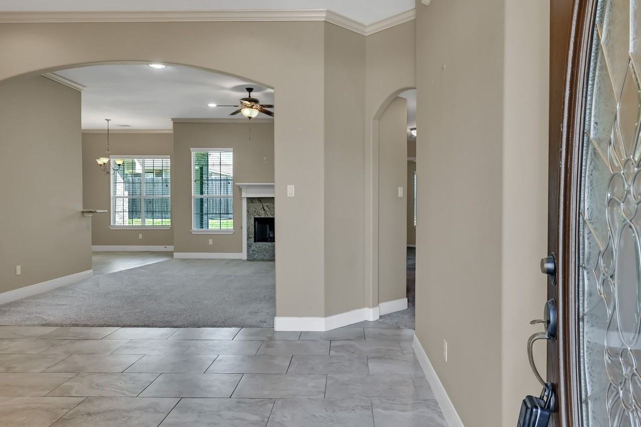 106 Abner Ln - Photo 7 of 48