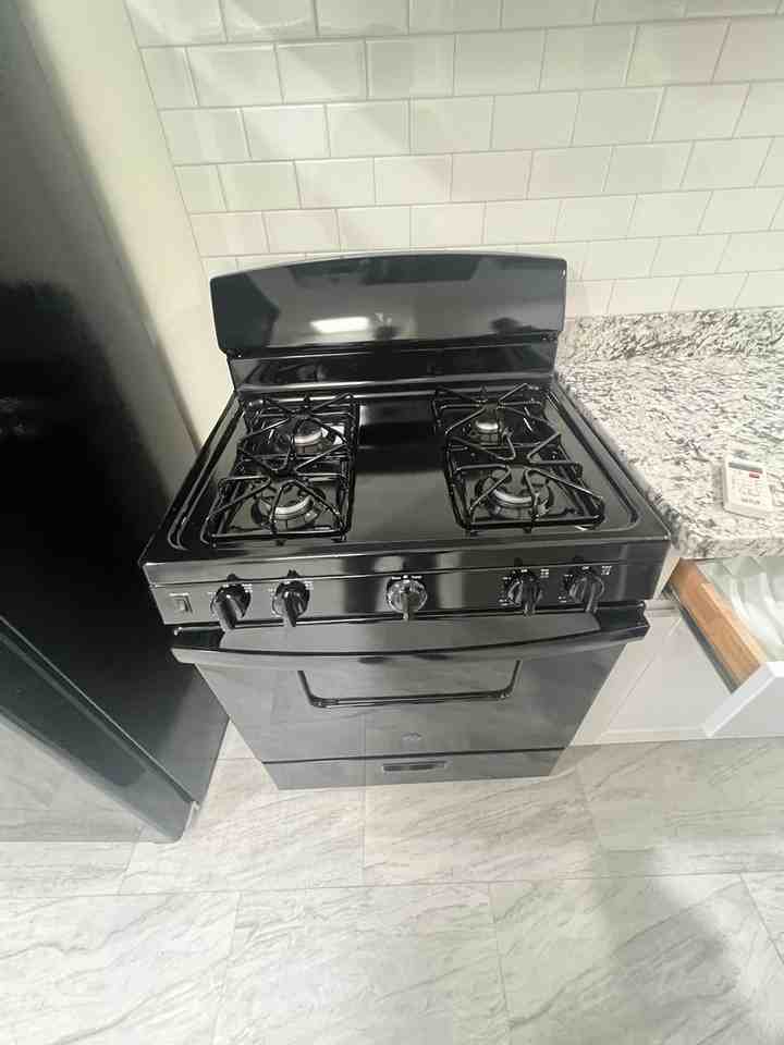 2208 S 5th Ave #2 - Photo 6 of 8