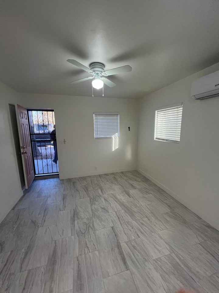 2208 S 5th Ave #2 - Photo 7 of 8