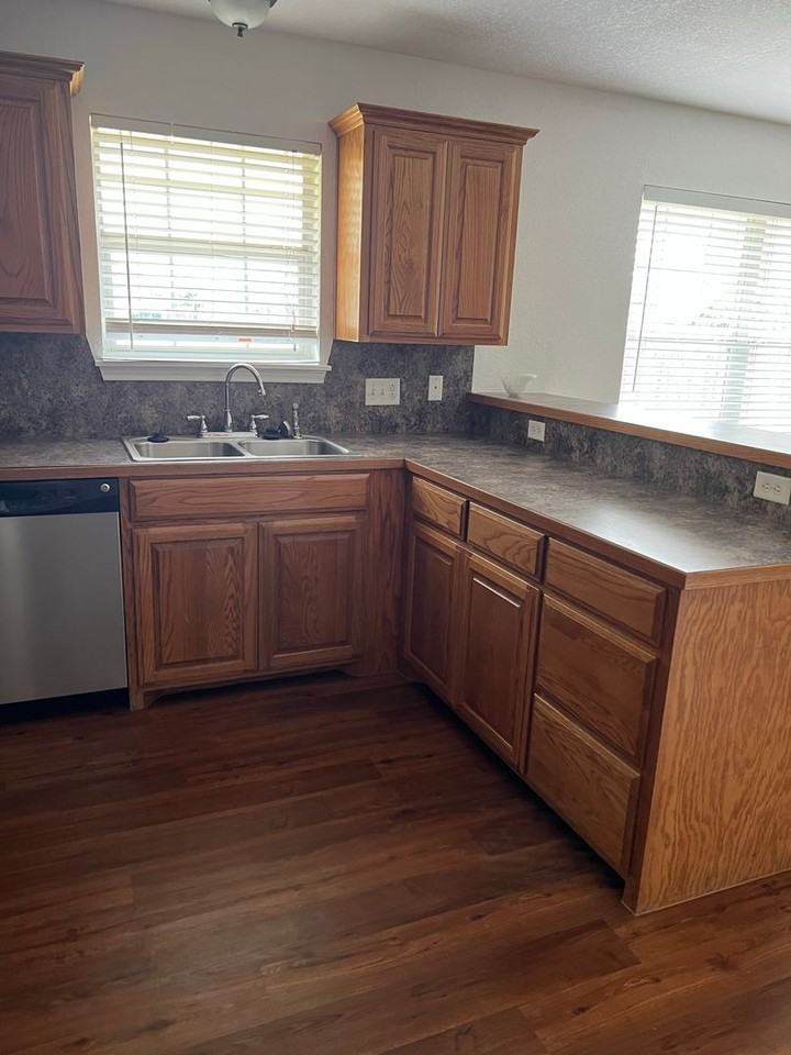 4701 Many Waters Dr - Photo 5 of 14